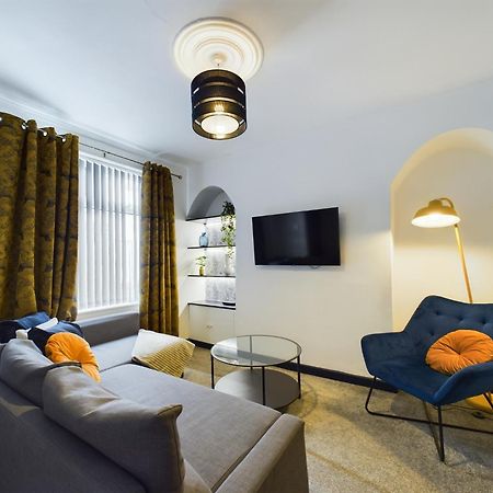 Charming Apartments - Cosy Retreat - Short Drive To City Centre - Free Parking Liverpool Dış mekan fotoğraf